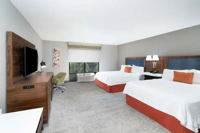 Hampton Inn & Suites Opelika