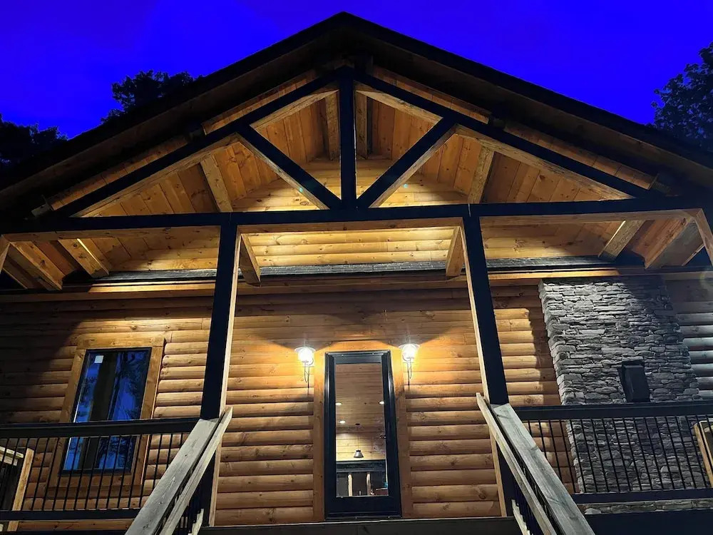Black Diamond Lodge by Taylor Made Deep Creek