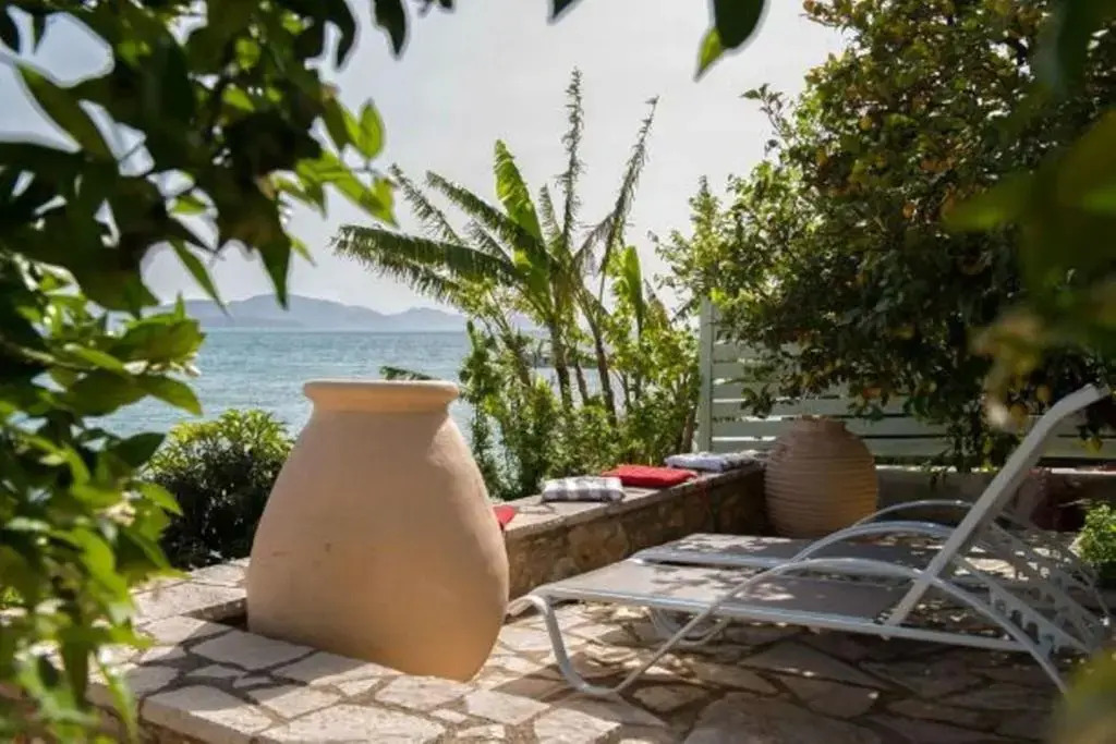Seafront apartment ΙΙ in Kiveri, near Nafplion.
