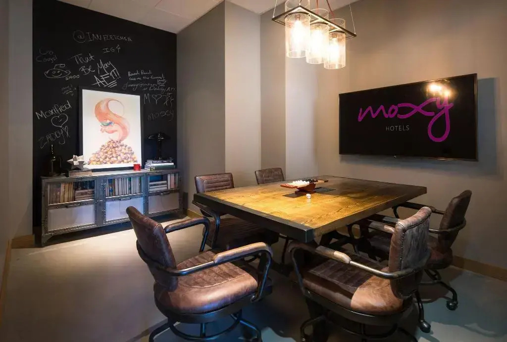 MOXY Seattle Downtown