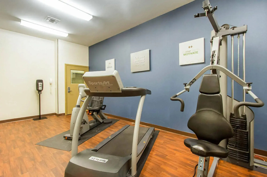 Comfort Suites University