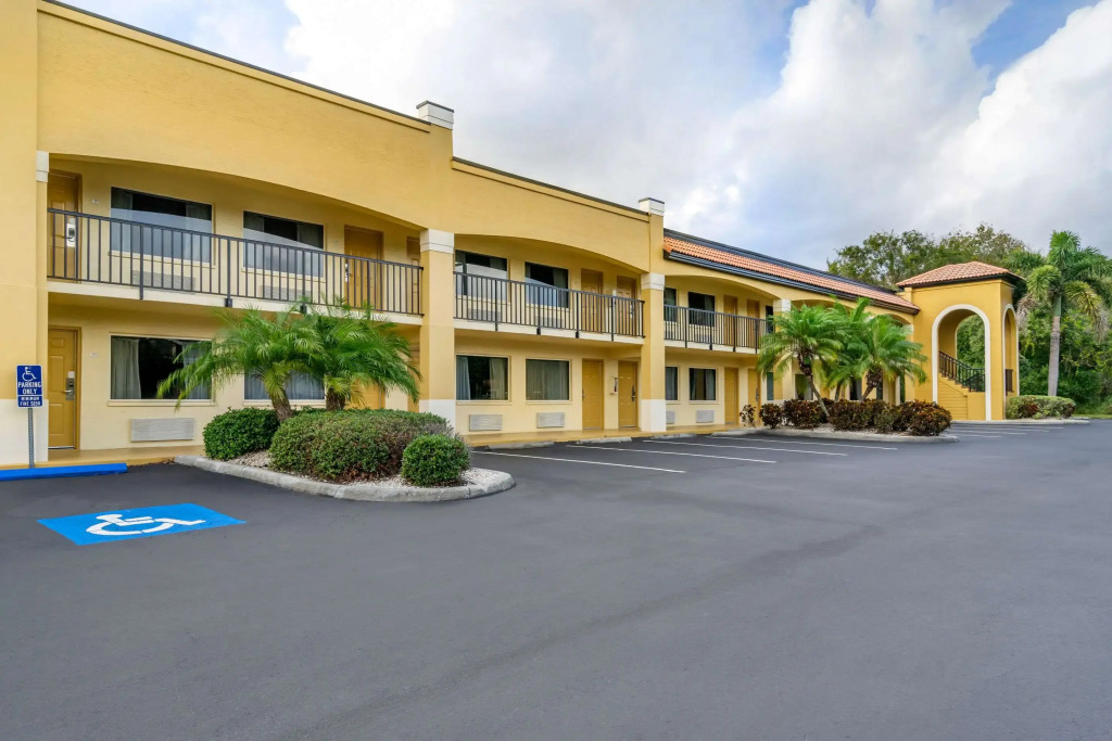 Comfort Inn Sun City Center - Ruskin - Tampa South