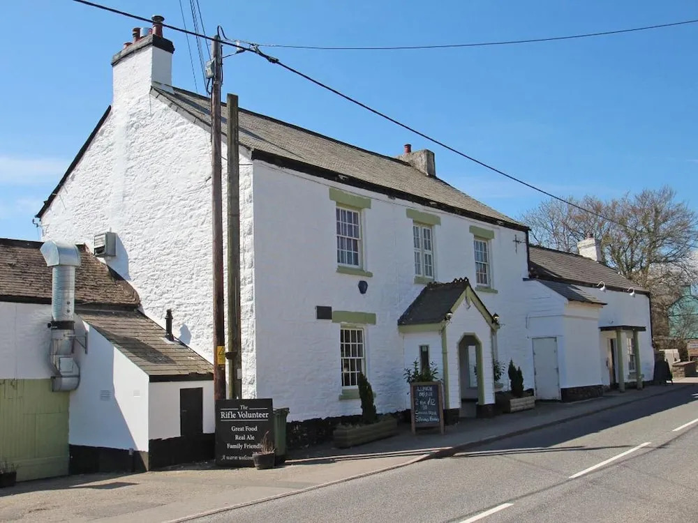 Valley Lodge 2