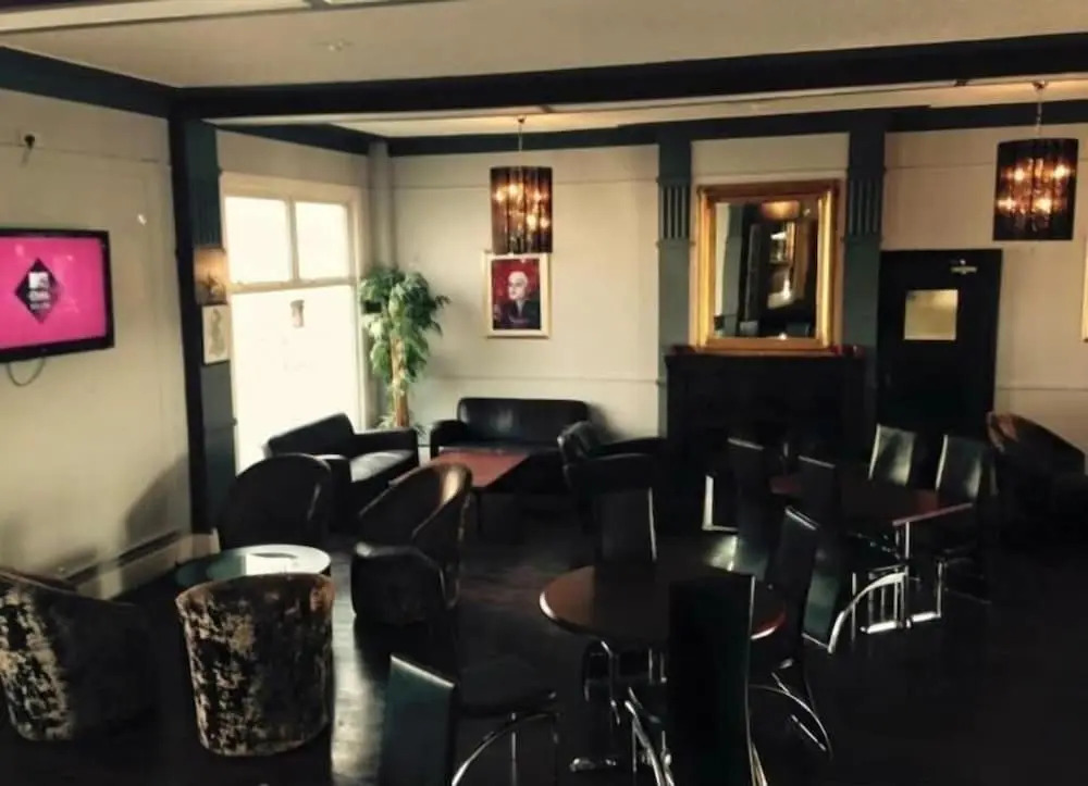 The Lilly Restaurant With Rooms