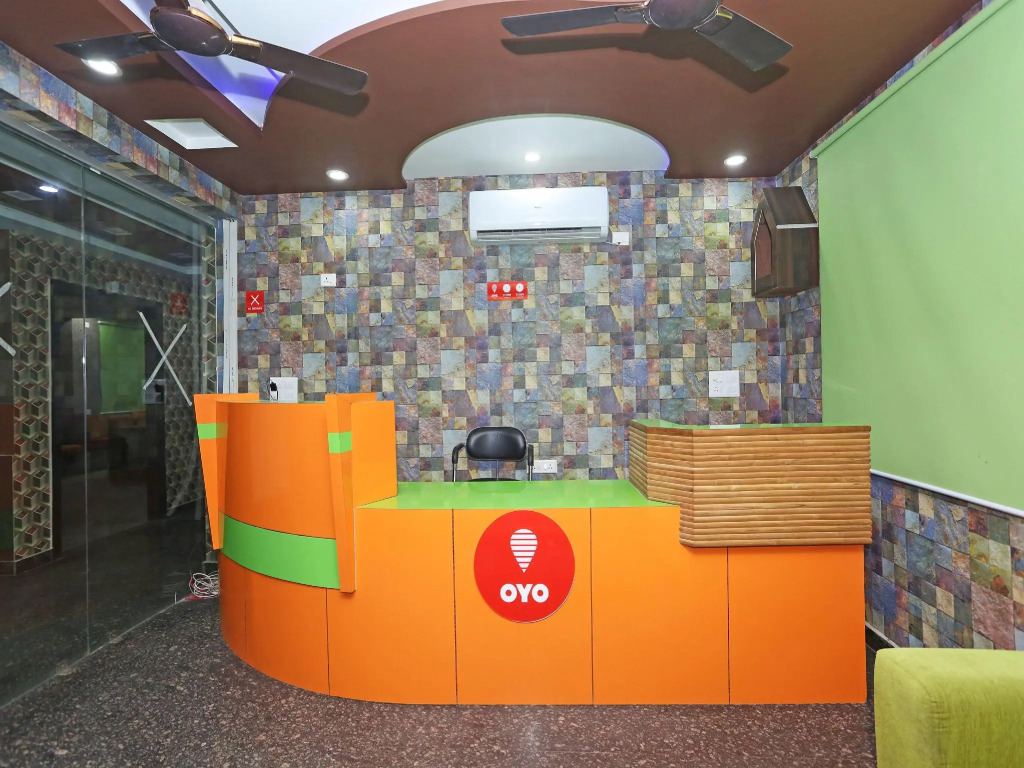 FabHotel Aakarshan Paradise