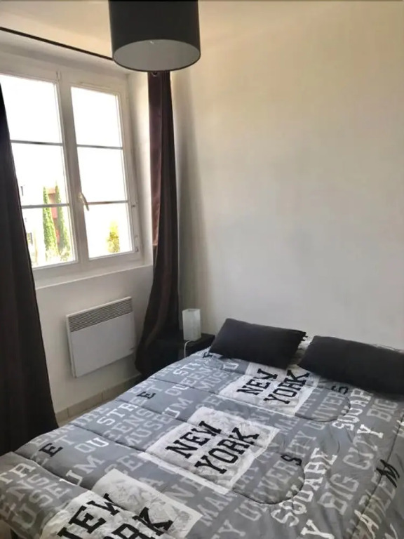Beau T3 - Climatisé - Grande Terrasse - Marseille