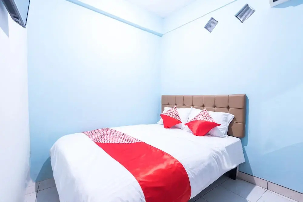 Cemara Gading by OYO Rooms