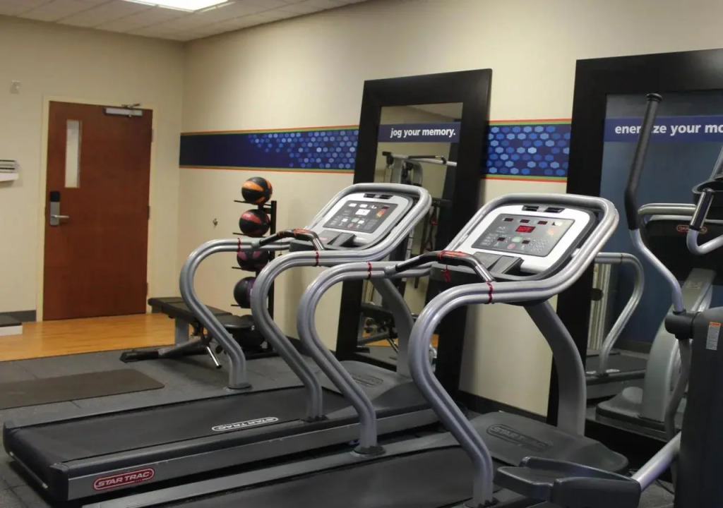 Hampton Inn McHenry