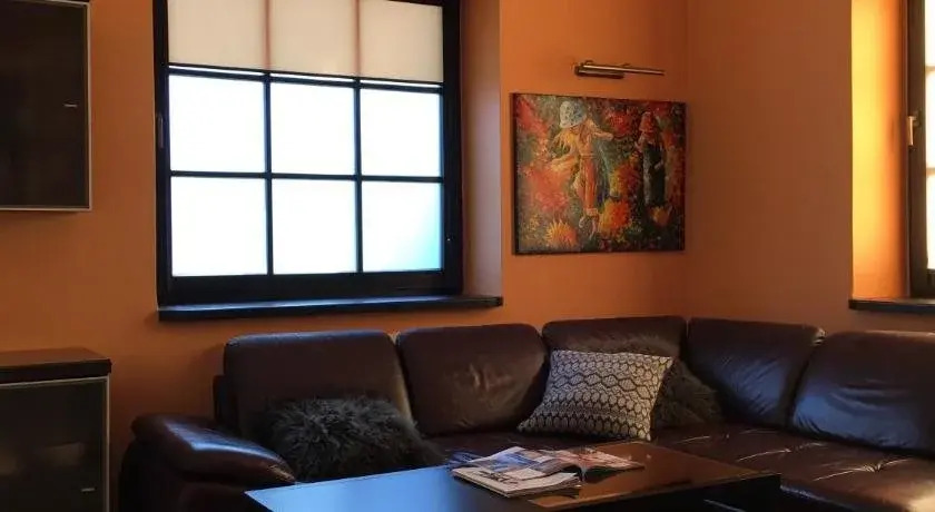 Ambra Villa
