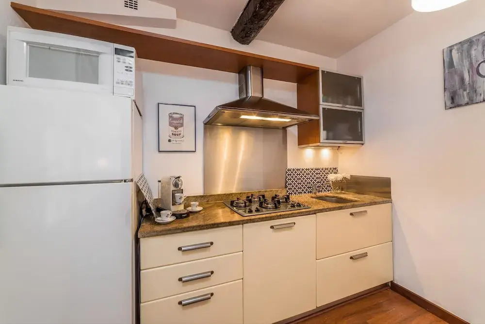 Charliz Apartment 2 - Near Palace of Festivals and Conferences