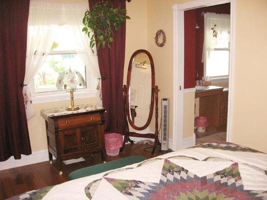 The Cobbled Path Bed and Breakfast