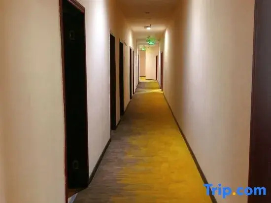 Yuechi Fuya Hotel