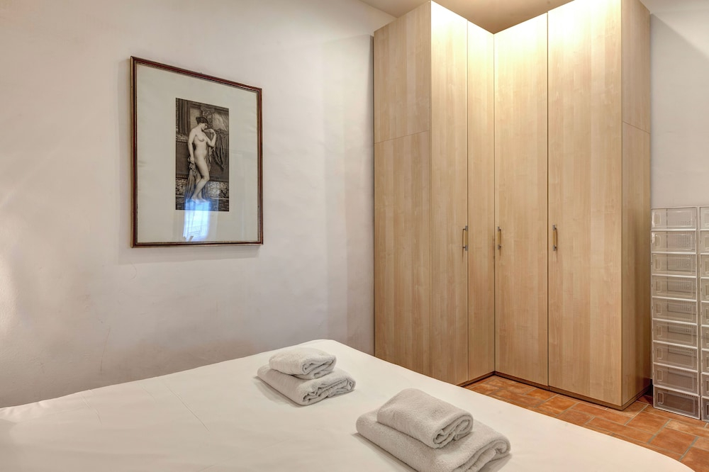 Stufa Apartment by Mamo Florence