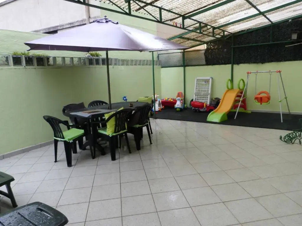Fonsi House