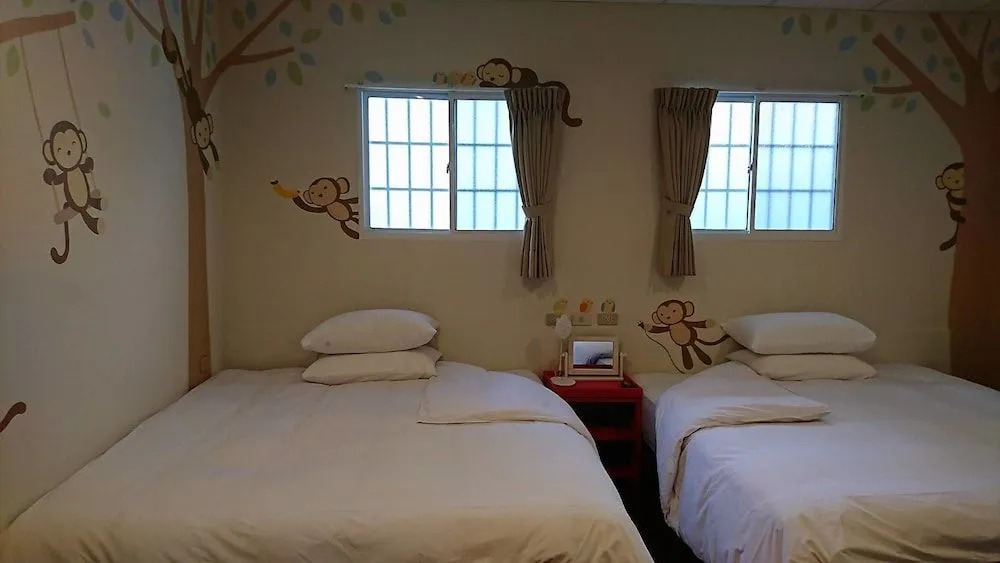 Temple Side Hostel