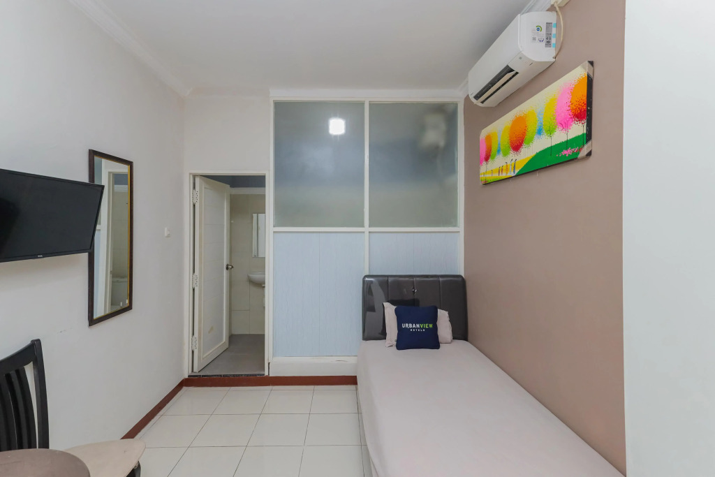 Urbanview Hotel Sofie Syariah Sidoarjo