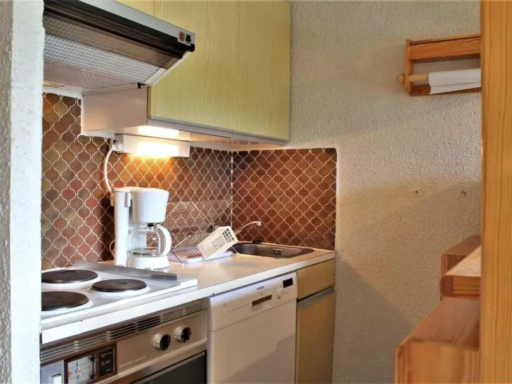 Appartement Risoul, 2 pièces, 4 personnes - FR-1-330-132