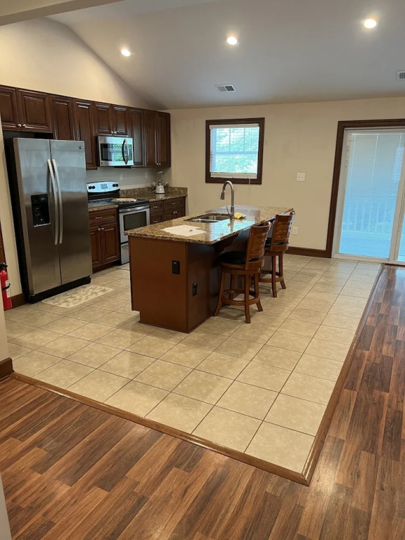 Luxury Beach Side Home 2 Bedroom Home by RedAwning