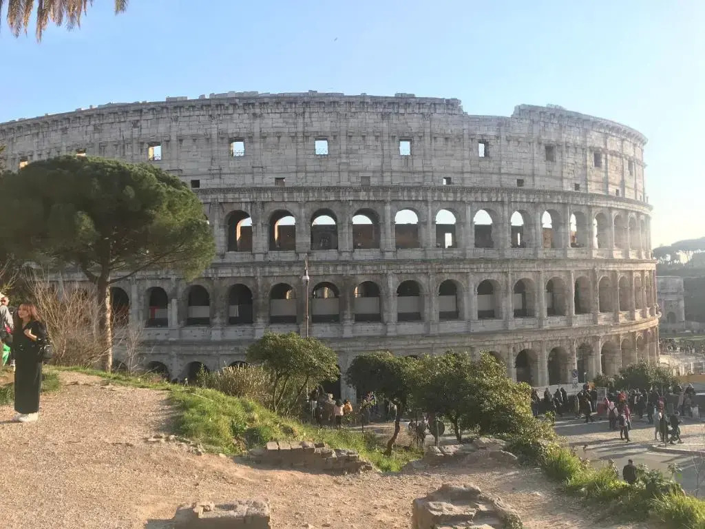 Harmony Apartment Coliseum