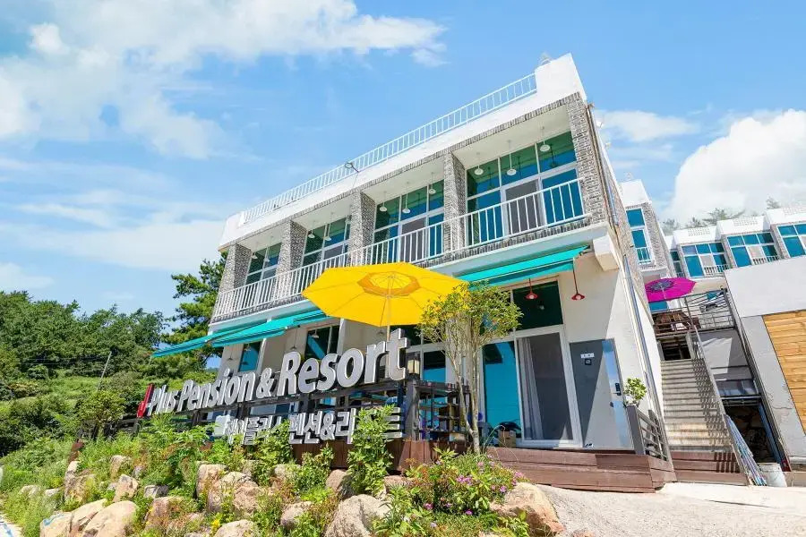 Yeosu Nangman J Plus Pension