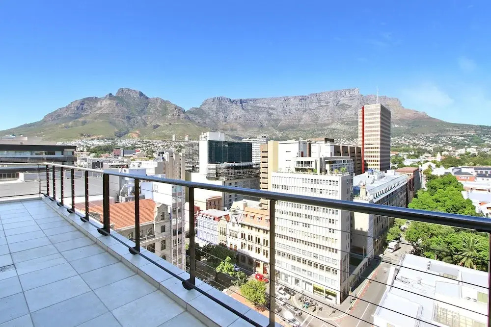 ITC Hospitality Group Penthouse 2 Bedrooms Piazza On Church Square