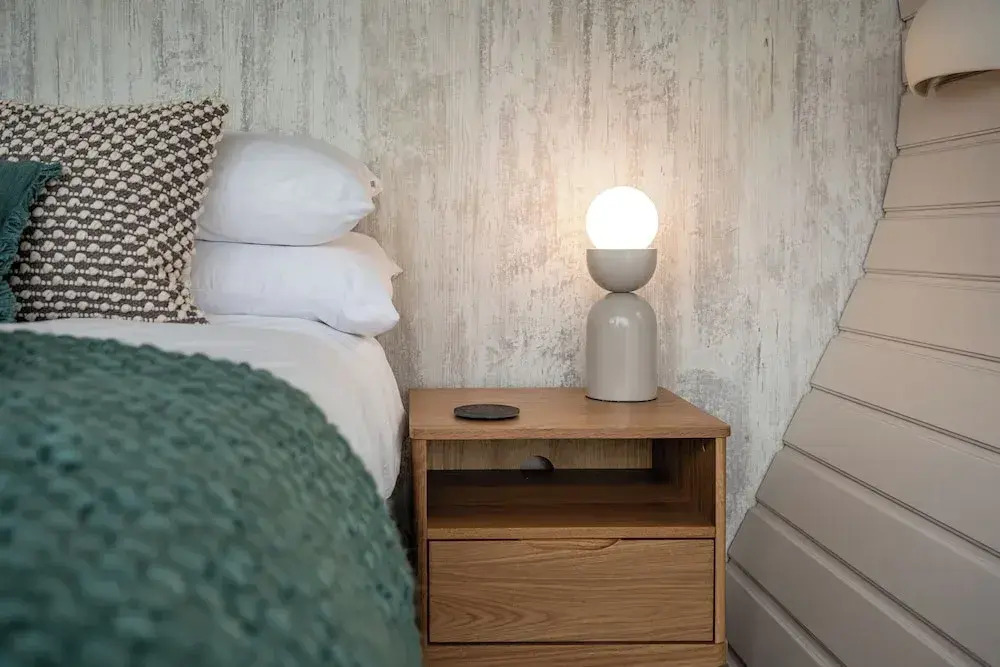 Sustainable Pod on Old Chalford Farm