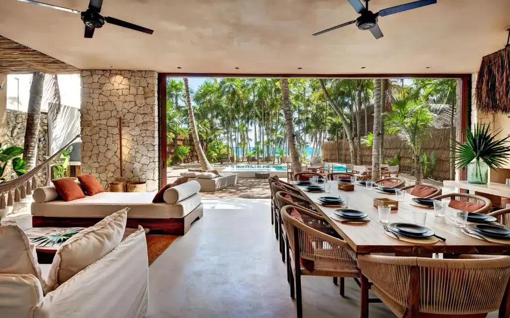 Privada Soliman Bay villa pets welcome
