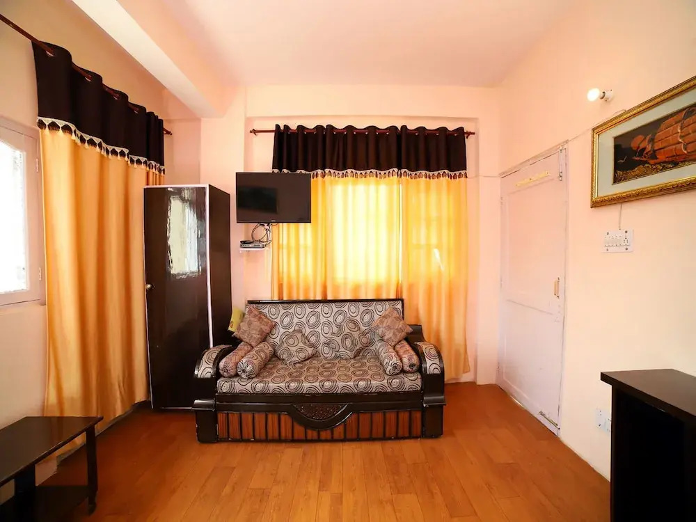 OYO 12195 Home 2RK Moutain View Mashobra