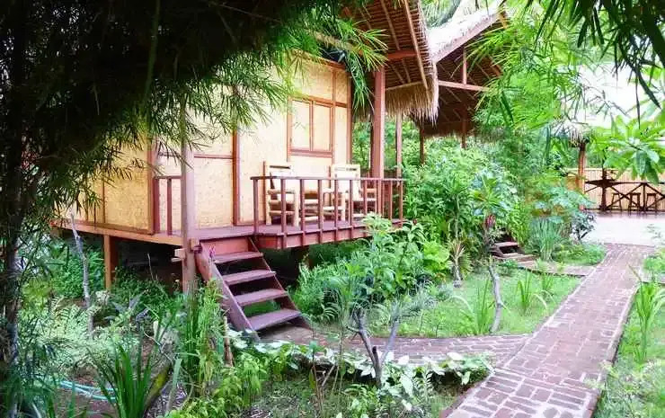 Shibui Garden Bungalows and Restaurant