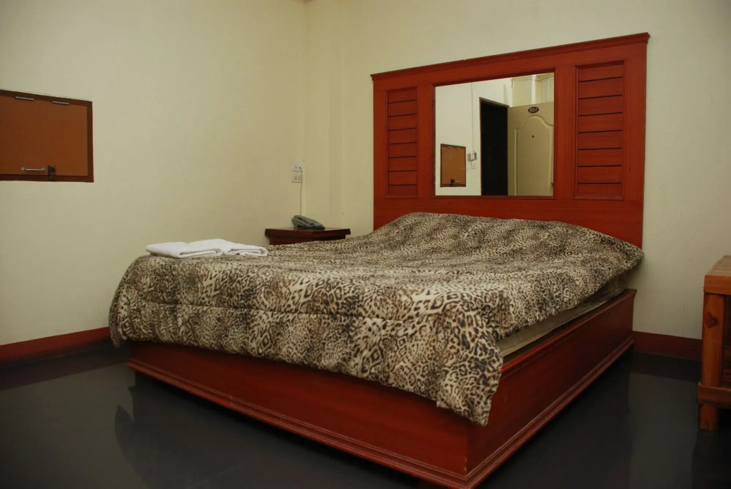 Nuttasit Apartment