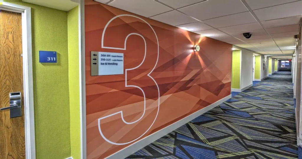 Holiday Inn Express & Suites Crossville by IHG