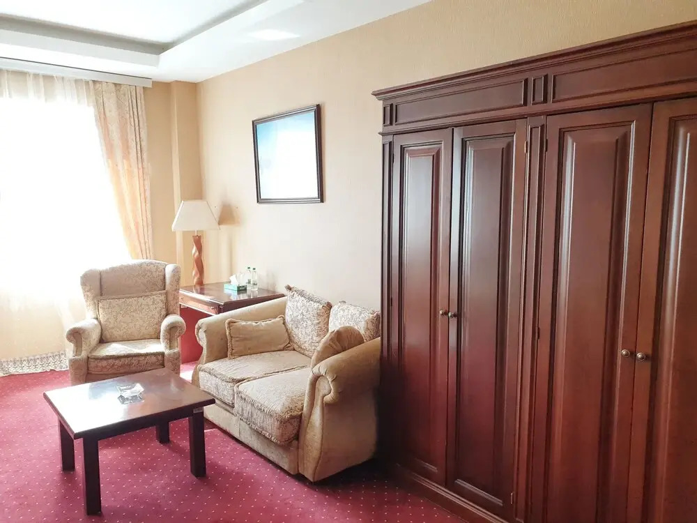 Royal Vista Hotel