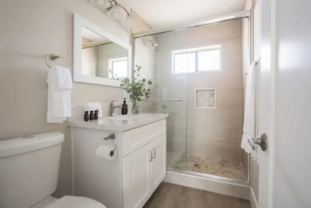 Seashore Buyout by Avantstay Sleeps 21, 7 Spaces