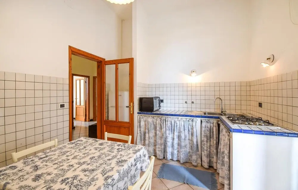 Stunning Apartment in Chiavari With Wifi and 2 Bedrooms