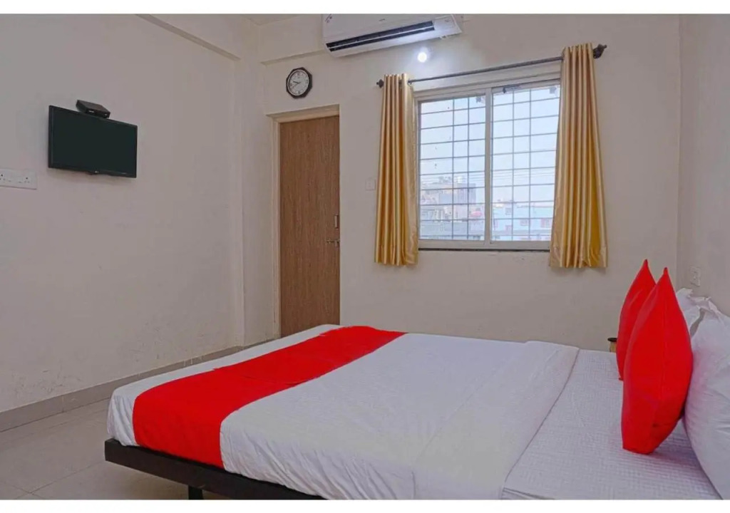 Hotel New Elite Inn - Near MIDC Turbhe Navi Mumbai