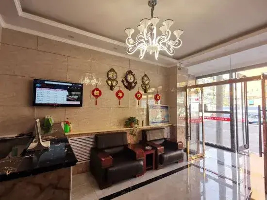 Ruixin Express Hotel (Taiyuan Railway Station Clothing City)
