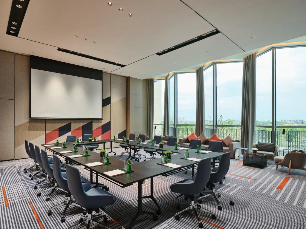 Crowne Plaza Qidong by IHG