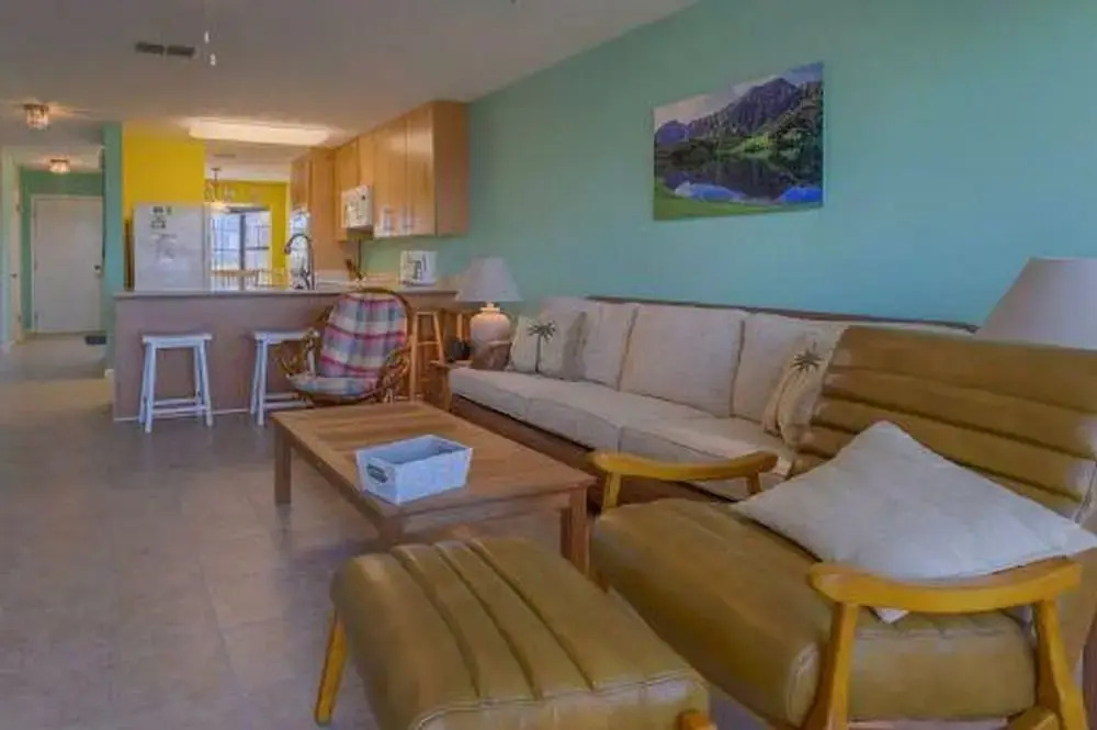 Sea Cliff B-2 Apartment 3 Bedroom