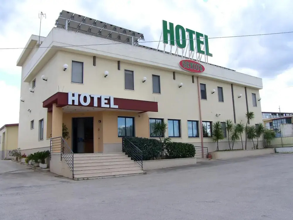 Hotel Genius