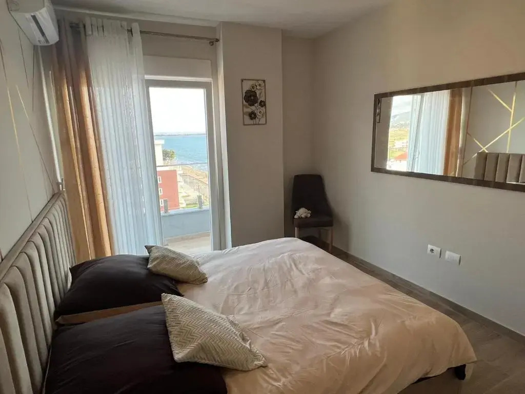Anchor Apartments