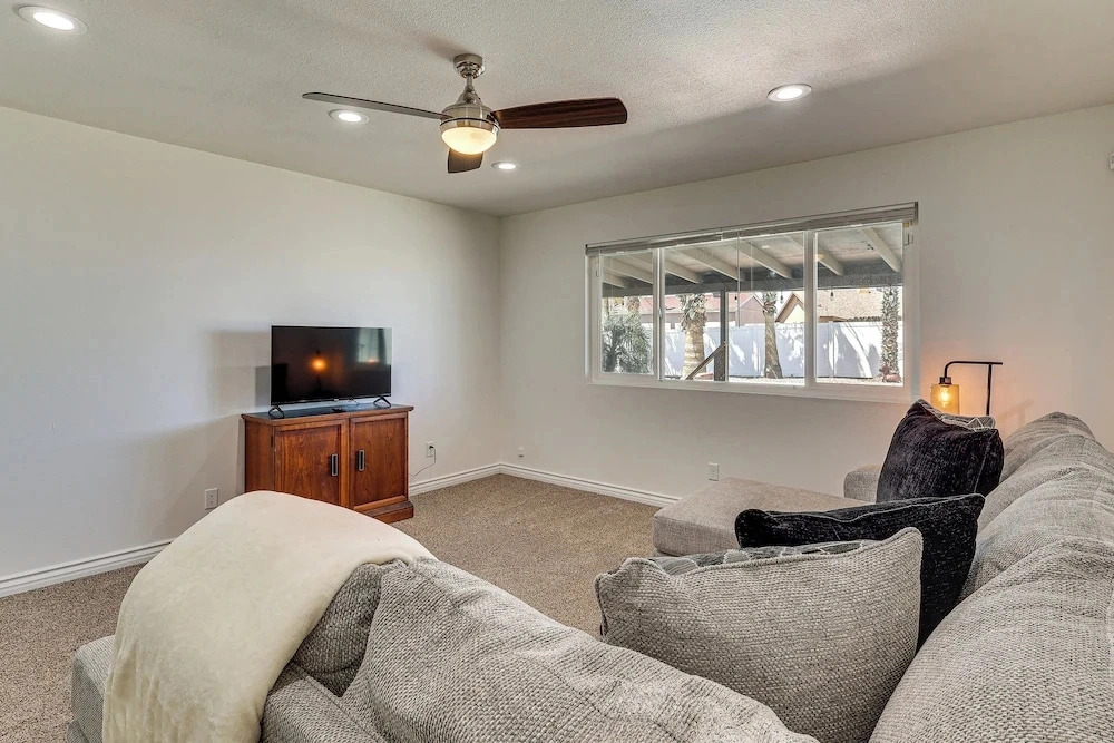 Desert Retreat Near Lake Havasu w/ Backyard Oasis