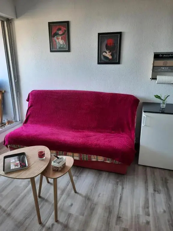 Vue superbe sur l'océan, studio et stationnement