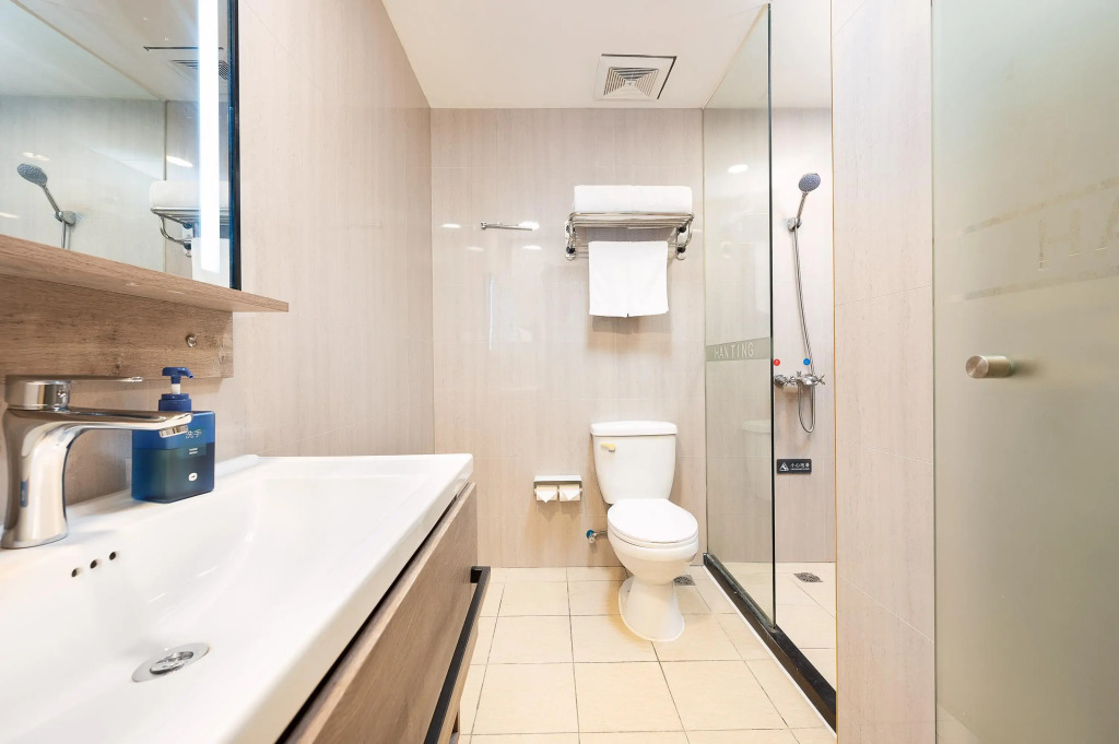 Hanting Hotel Shanghai Jufeng Road Metro Station