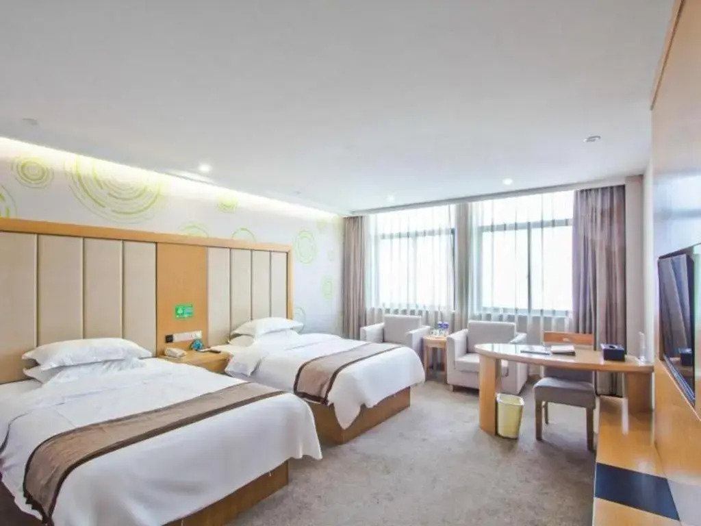 GreenTree Inn Tongxiang Chongfuzhen World Fur Center Branch