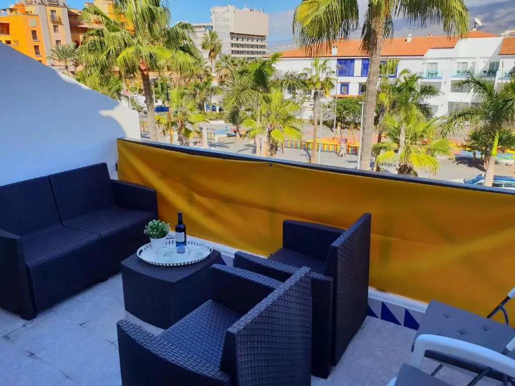 Duplex apartment No 4, close to sea and beach, heated pool, aircondition, wifi