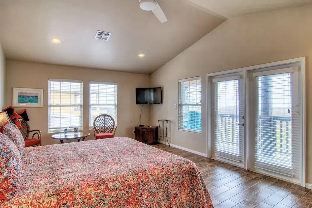 Happy Heron - 5 Br Home