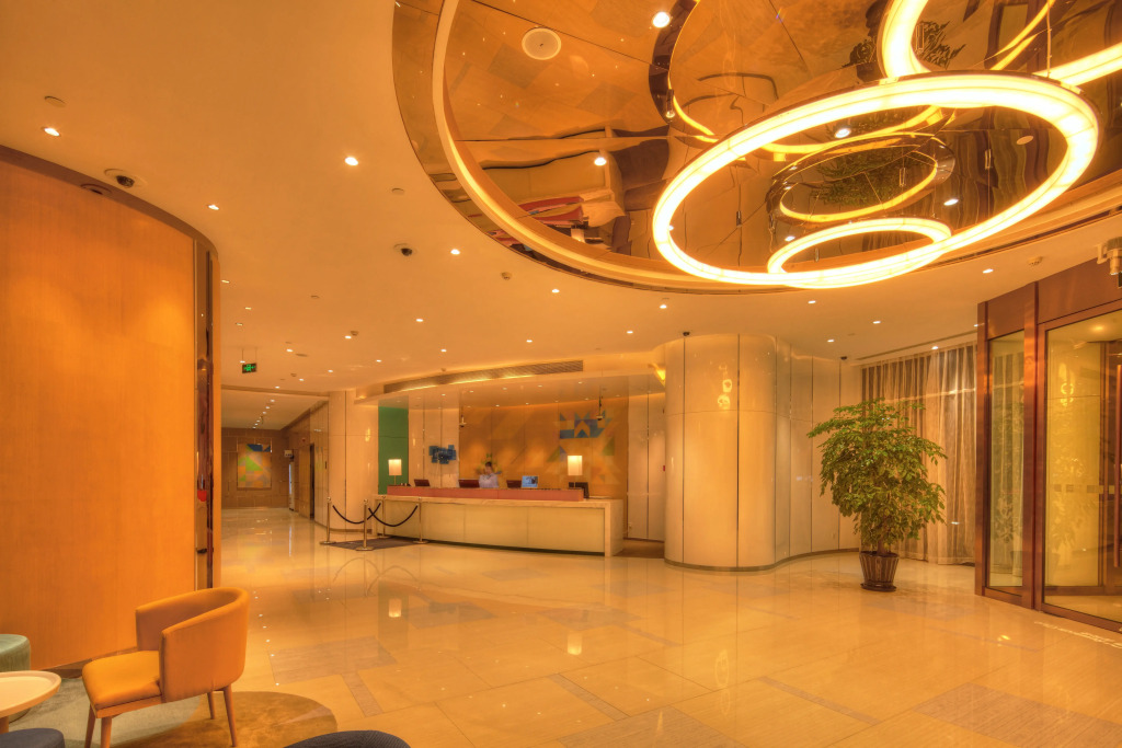 Отель Holiday Inn Express SHANGHAI ZHENPING by IHG