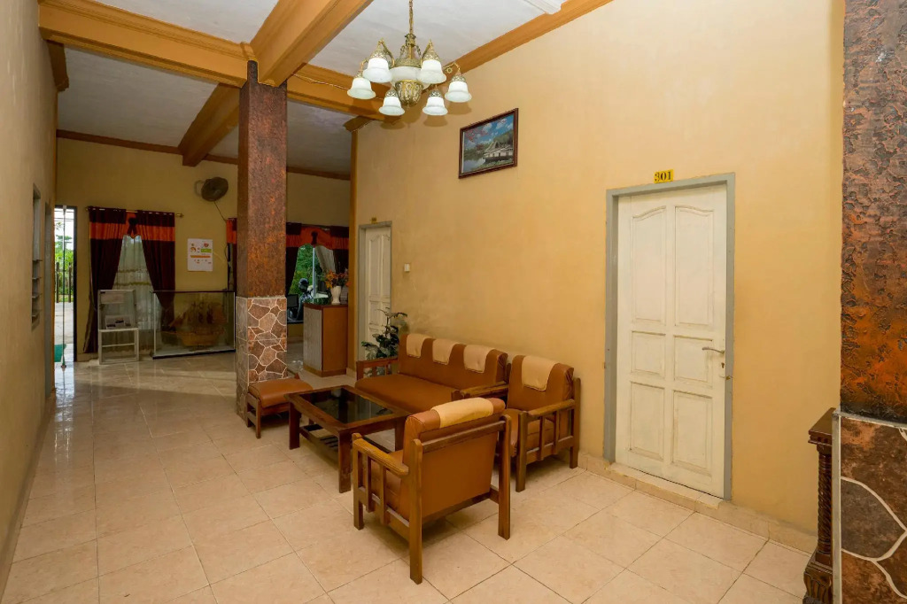 RedDoorz at Hotel Grand Yuda Tenggarong