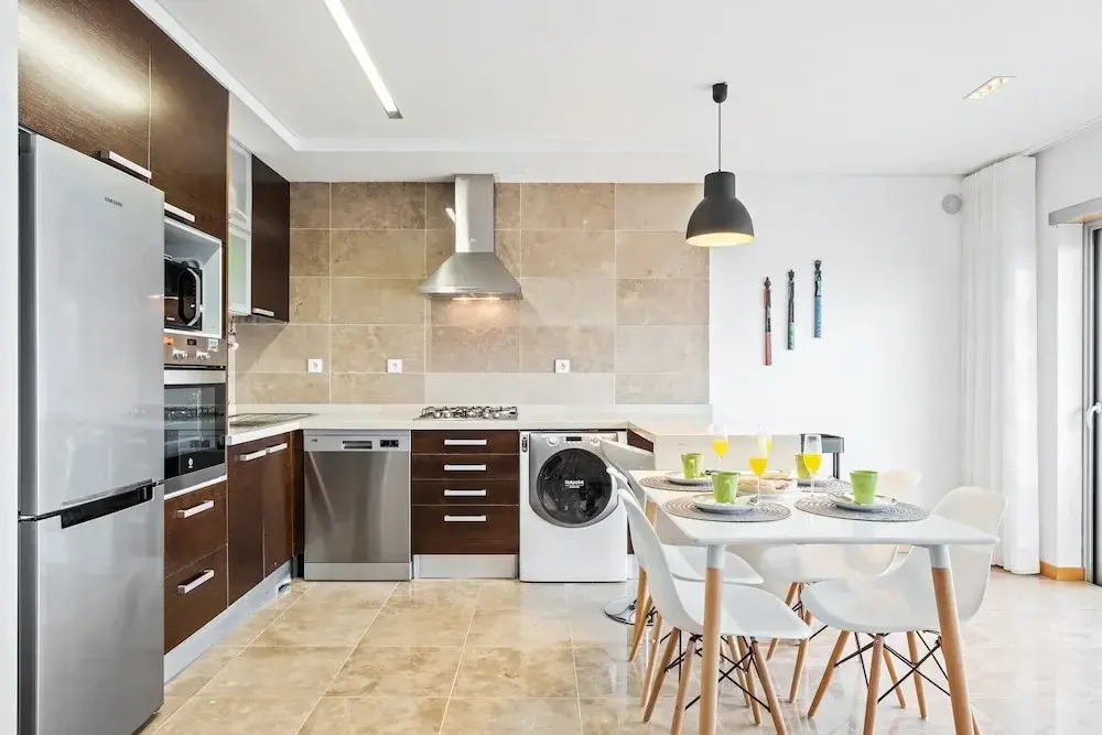 Attractive Villa in Salir Do Porto