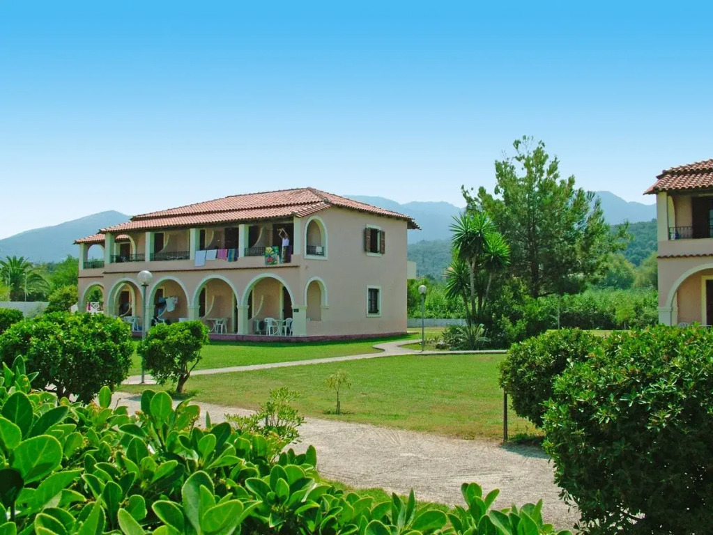 Kamari Apartments